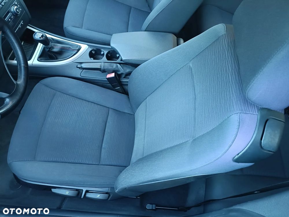 BMW Seria 1 116i - 18