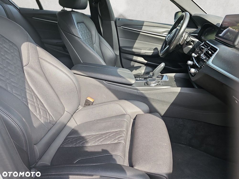 BMW Seria 5 - 13