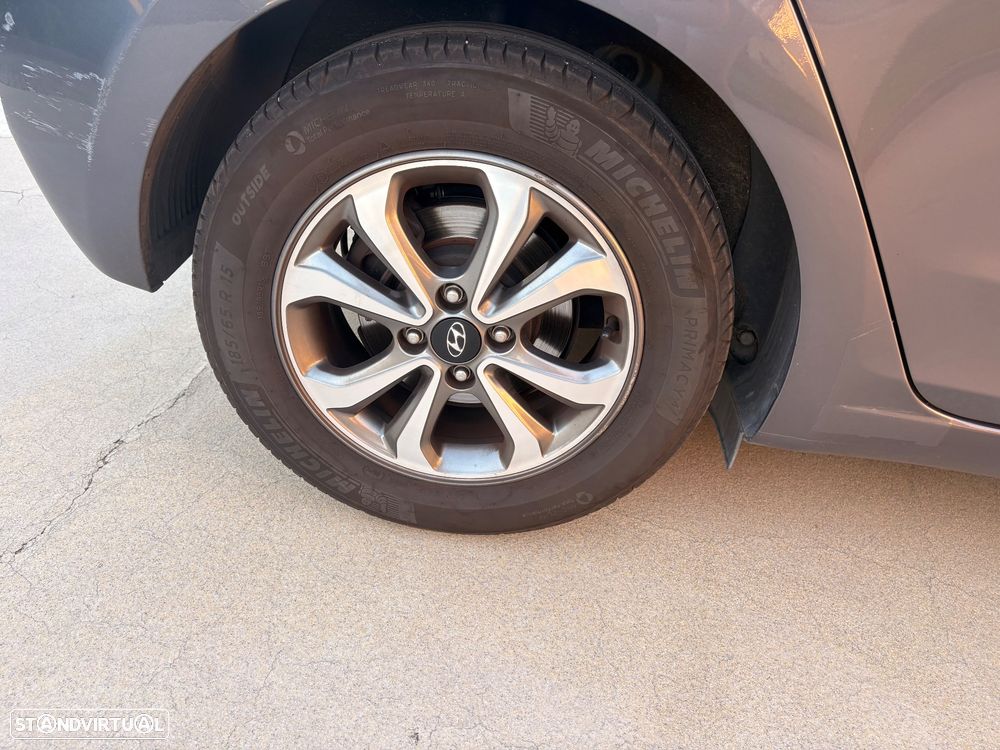 Hyundai i20 - 3