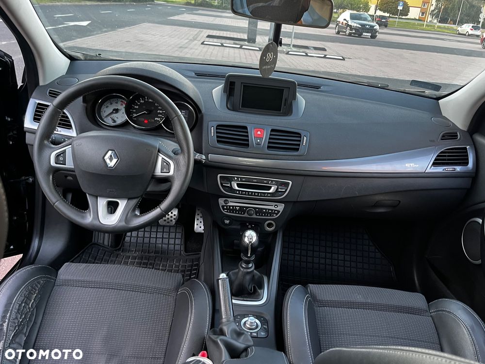 Renault Megane 1.9 dCi Dynamique Euro5 - 25