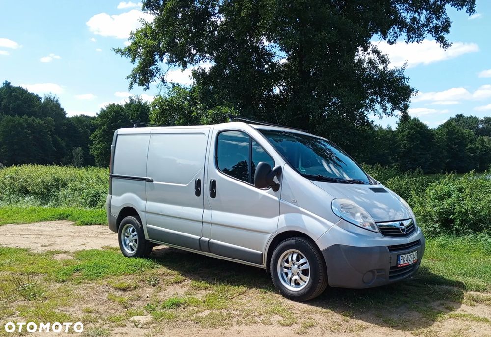 Opel Vivaro - 1