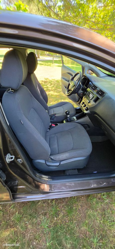 Kia Rio 1.2 CVVT More Edition - 16