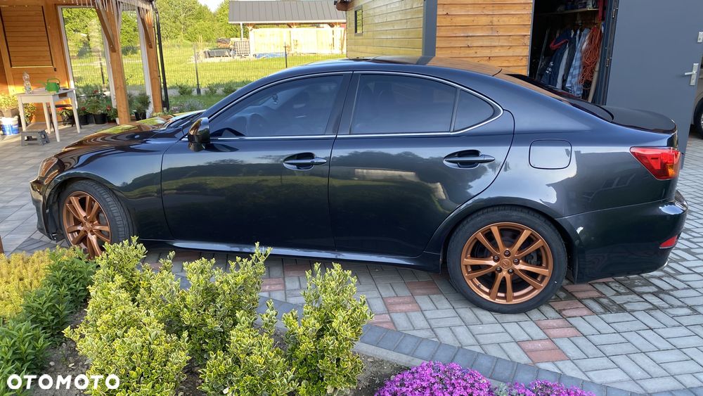 Lexus IS - 34
