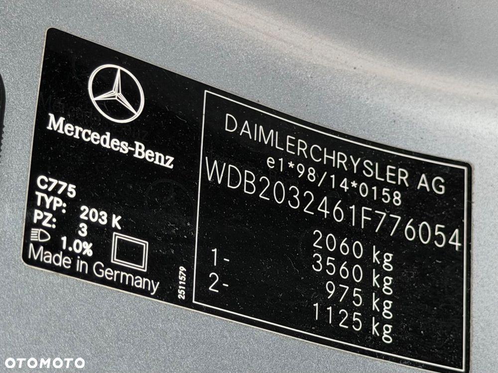Mercedes-Benz Klasa C 180 Kompressor Automatik Avantgarde Sport Edition + - 37