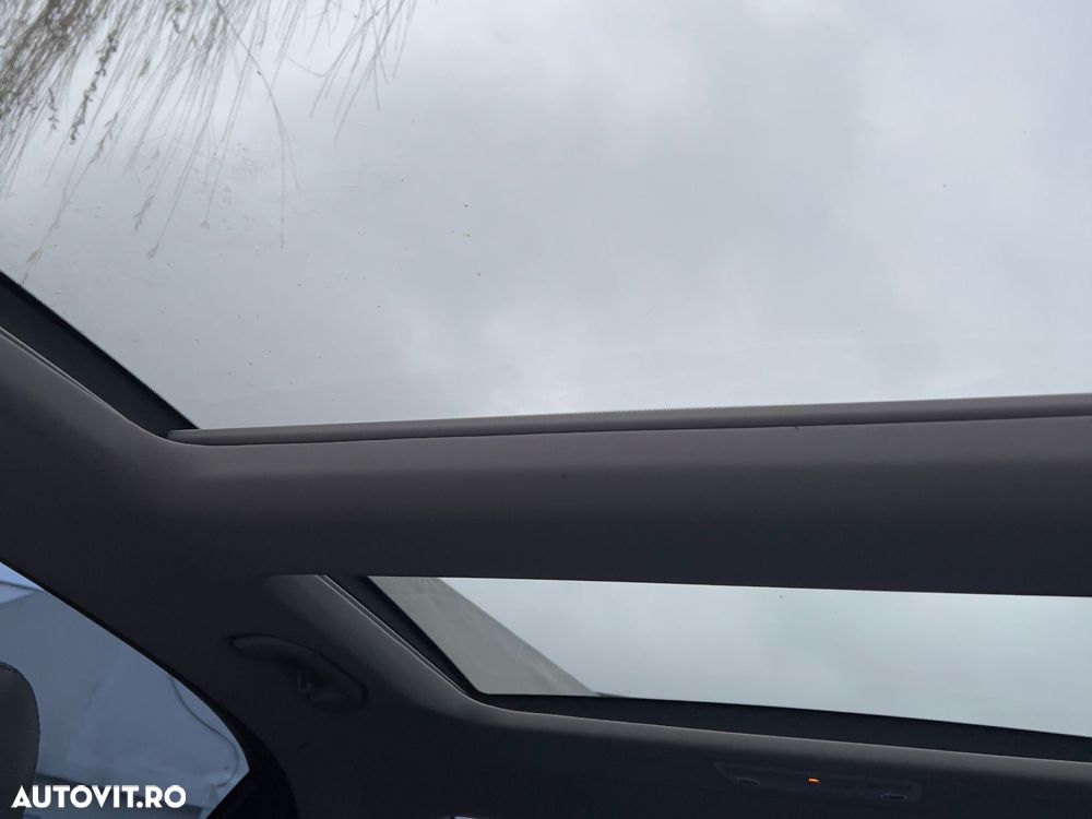 Mercedes-Benz E - 15