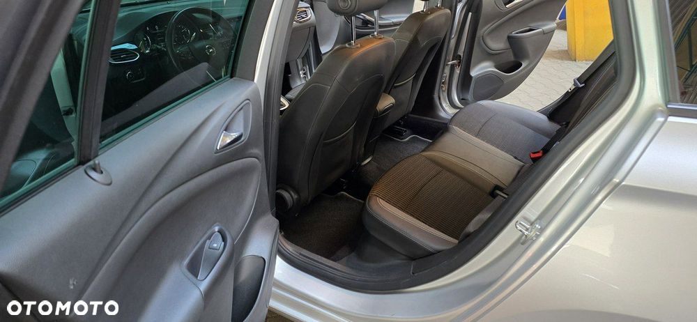 Opel Astra - 12