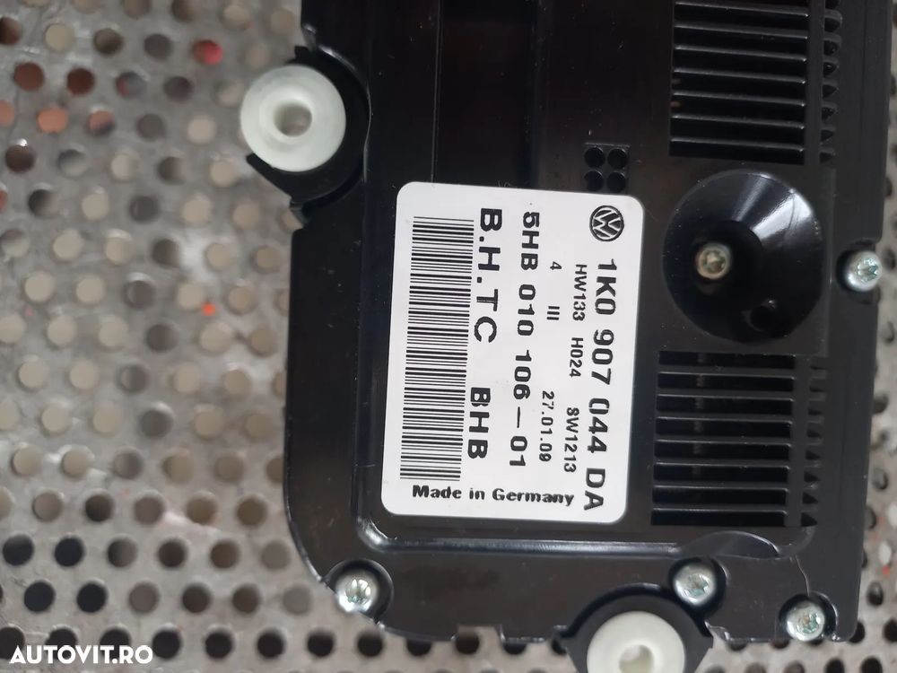 Panou Modul Comenzi Dublu Climatronic Cu Incalzire In Scaune Vw Golf 5 Jetta Touran Cod 1KDA - 6