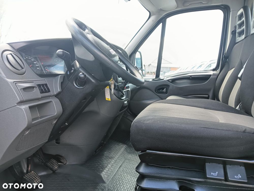 Iveco 35C13, 35C12, 35C15 - 10