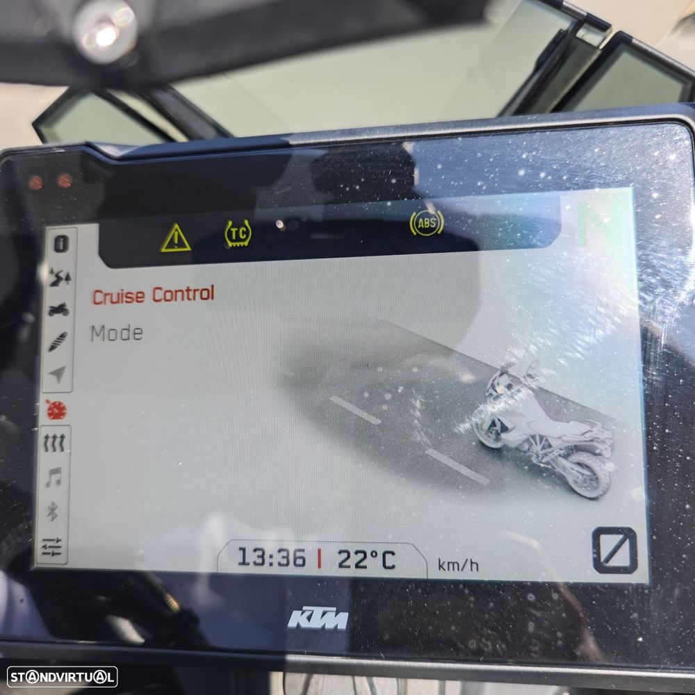 KTM 1290 Super Adventure S - 9