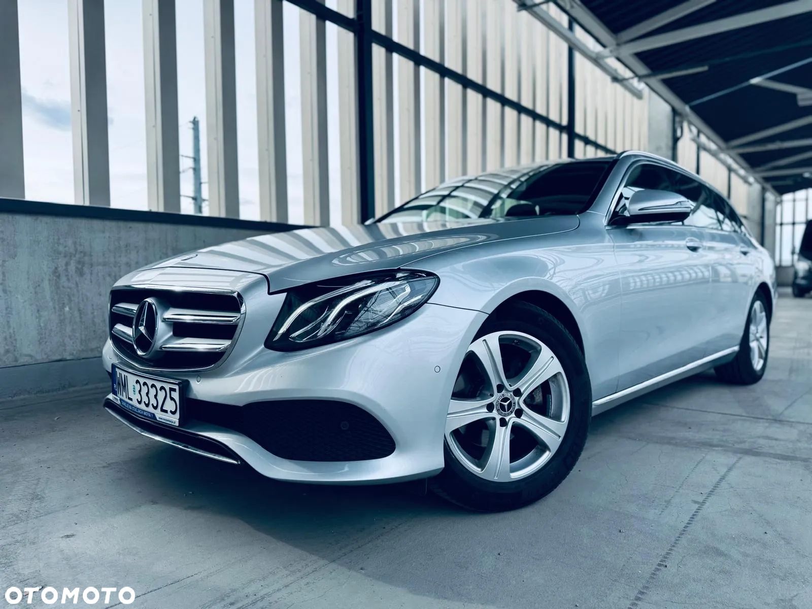 Mercedes-Benz Klasa E 220 d T 9G-TRONIC Avantgarde - 1