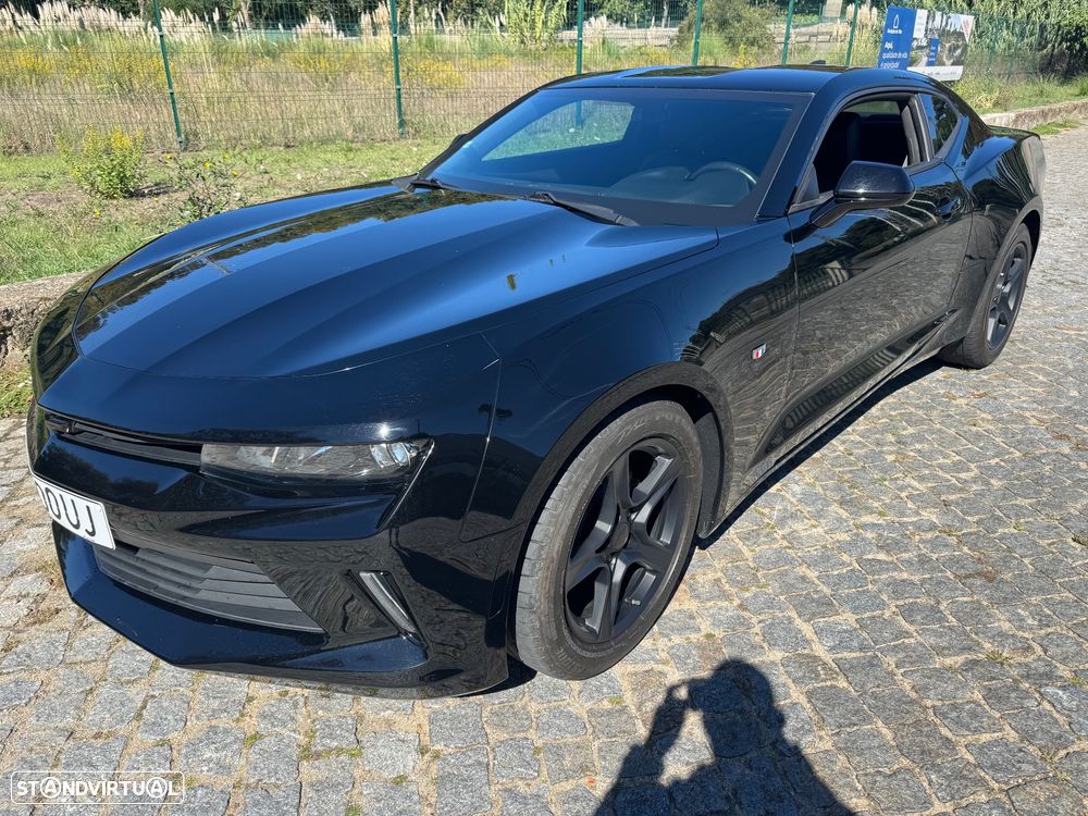 Chevrolet Camaro Coupe 2.0 Aut. - 17