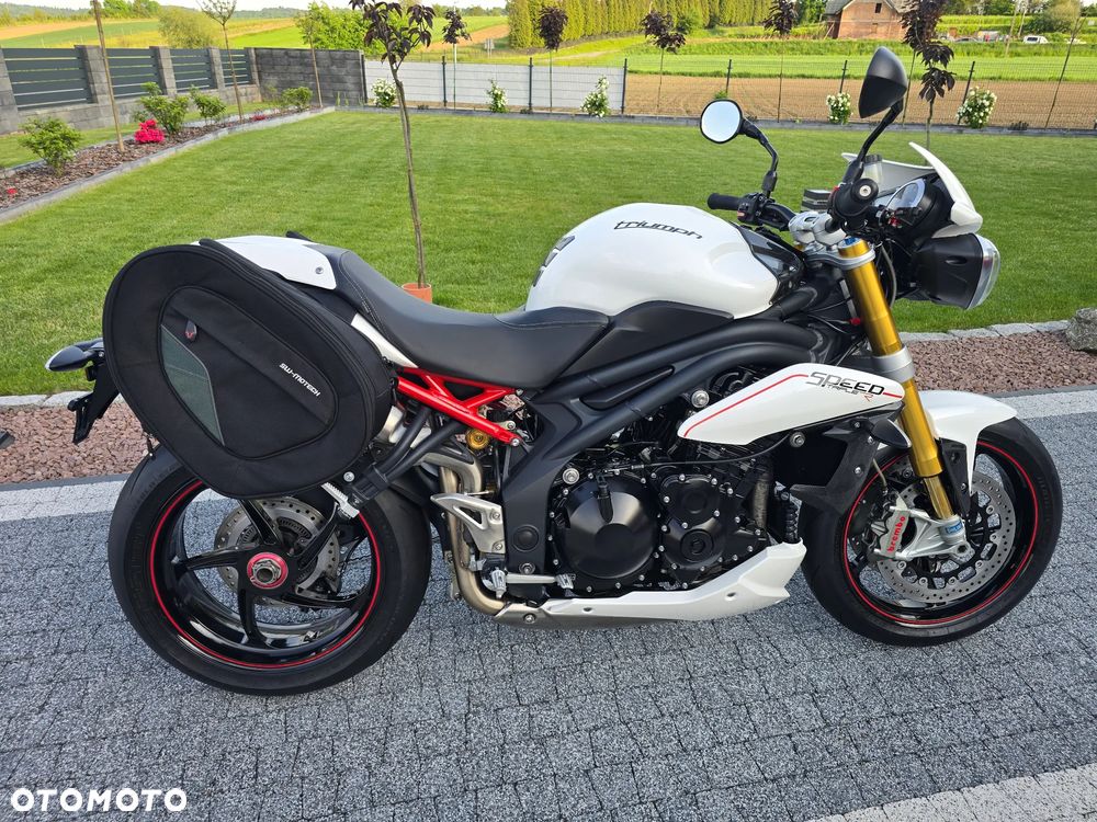 Triumph Speed Triple - 2