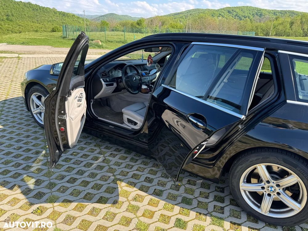 BMW Seria 5 525d xDrive AT - 7