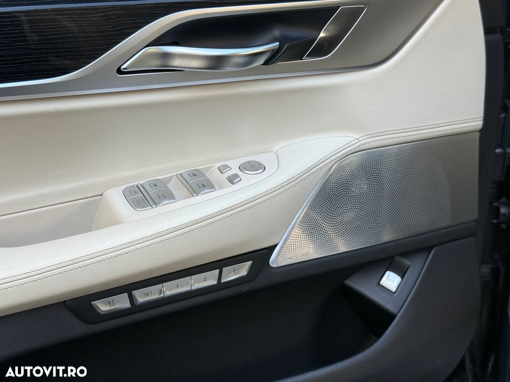 BMW Seria 7 740Ld xDrive - 21