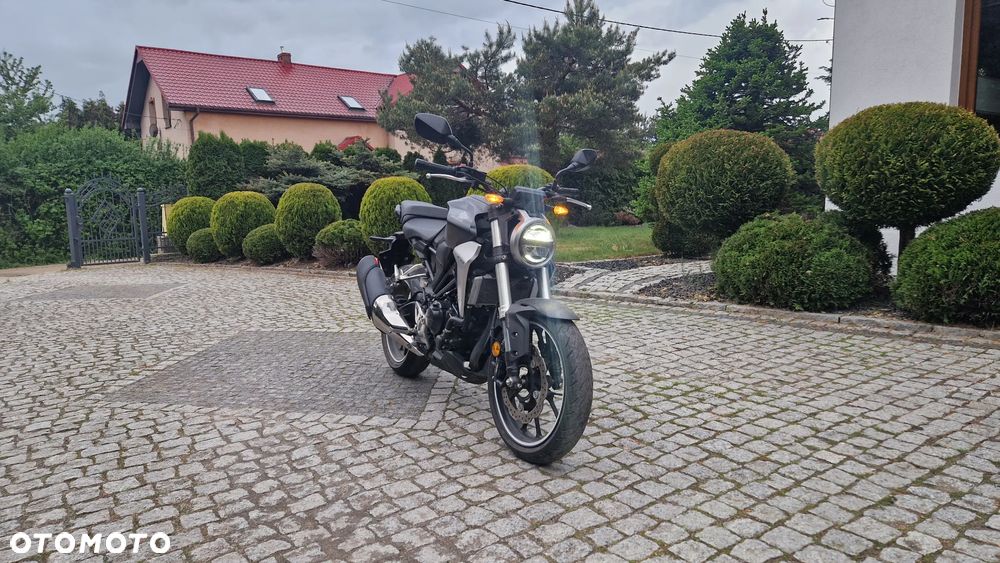 Honda CB - 7