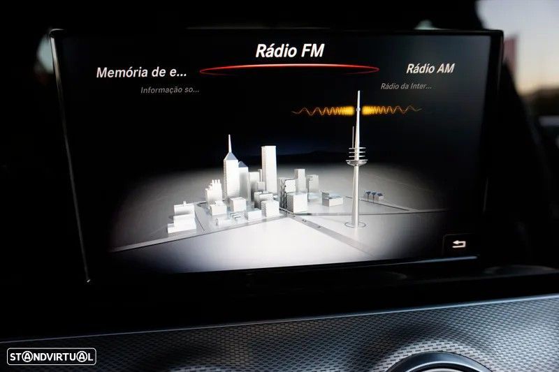 Mercedes-Benz E 220 d AMG designo - 22