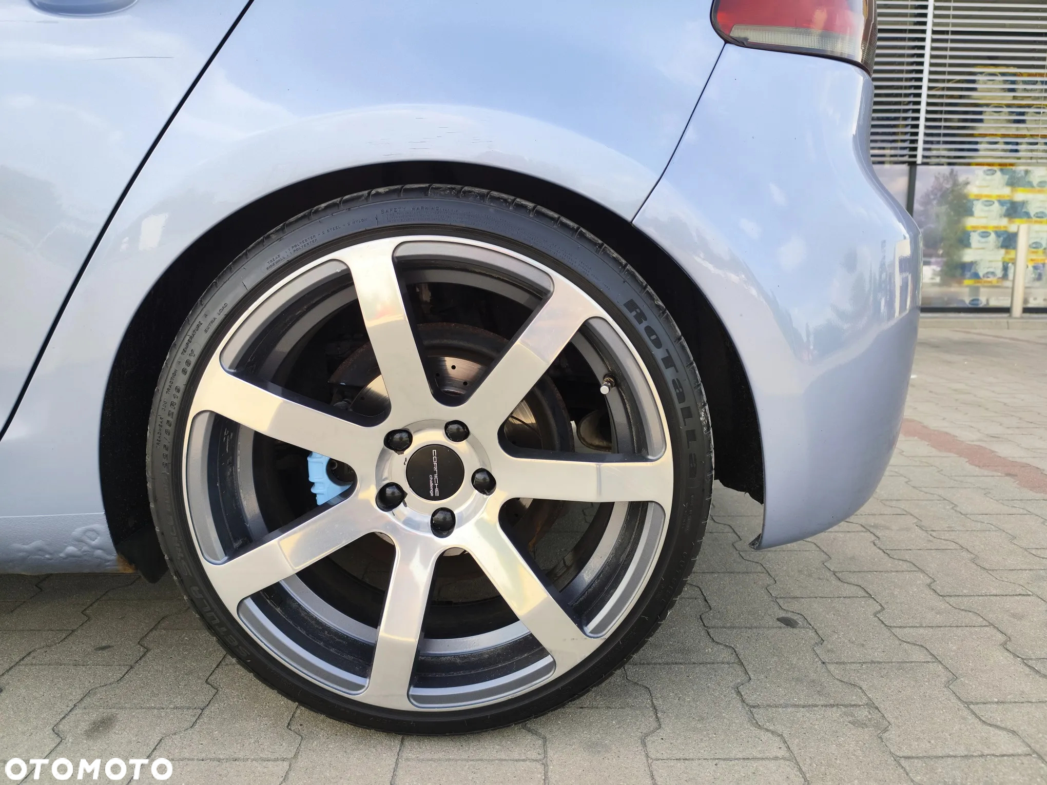 Volkswagen Golf - 11