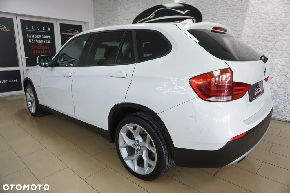 BMW X1 xDrive20d - 10