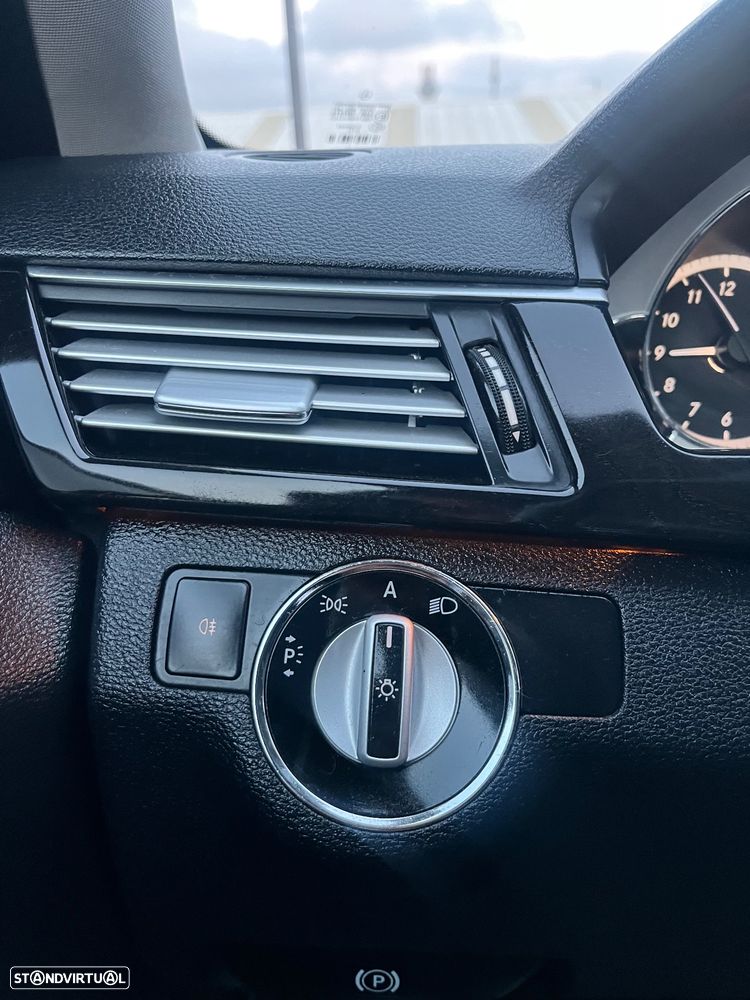 Mercedes-Benz E 350 CDI Avantgarde BlueEfficiency - 16