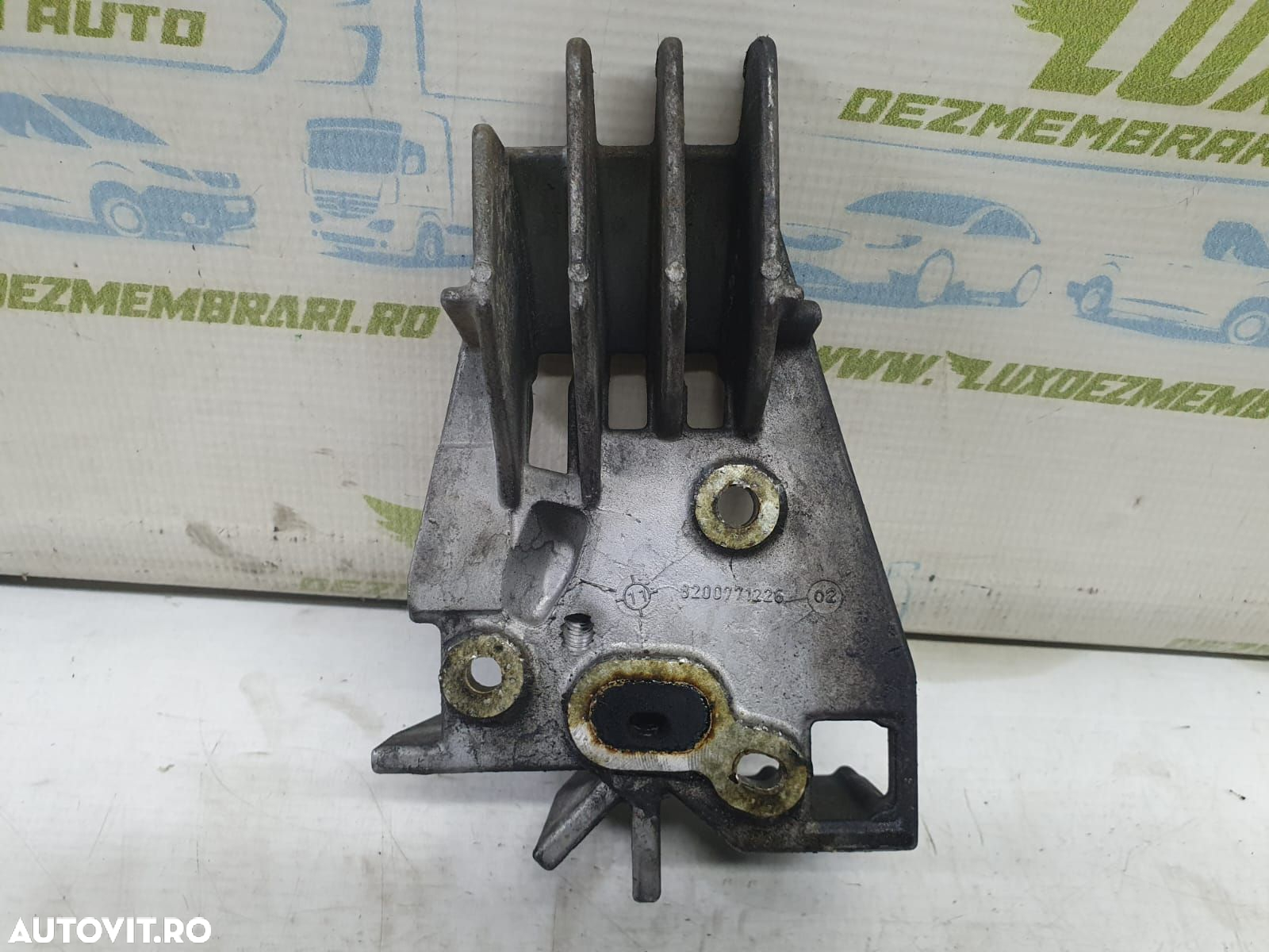 Suport injector pornire la rece 8200771226  1.5 dci K9K896 Dacia Dust - 4