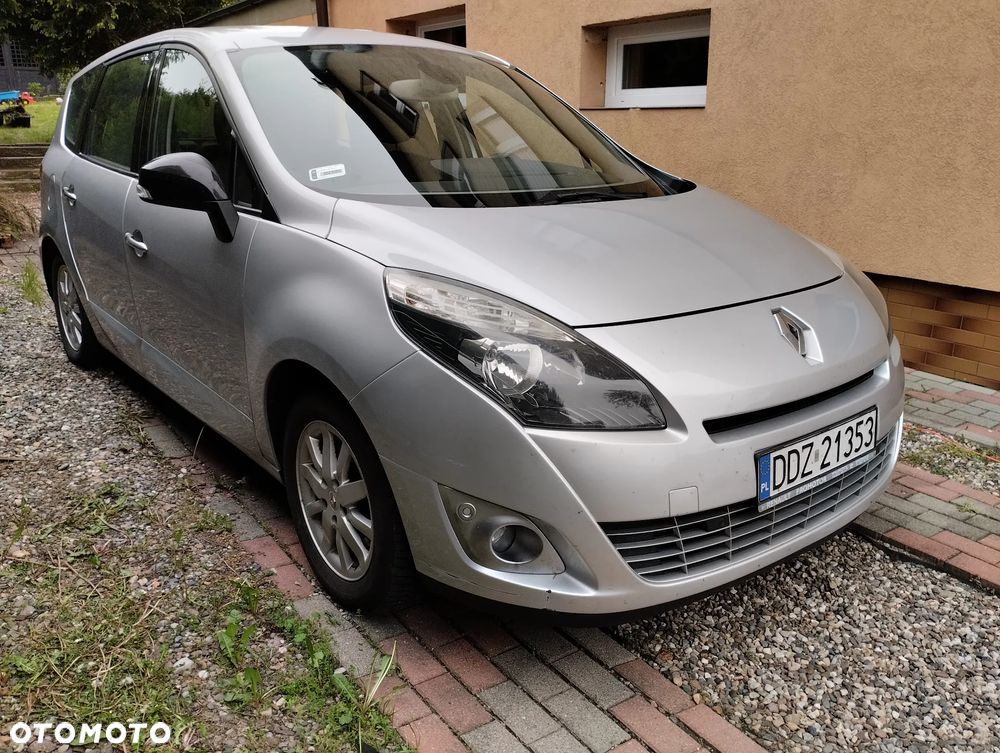 Renault Scenic - 2