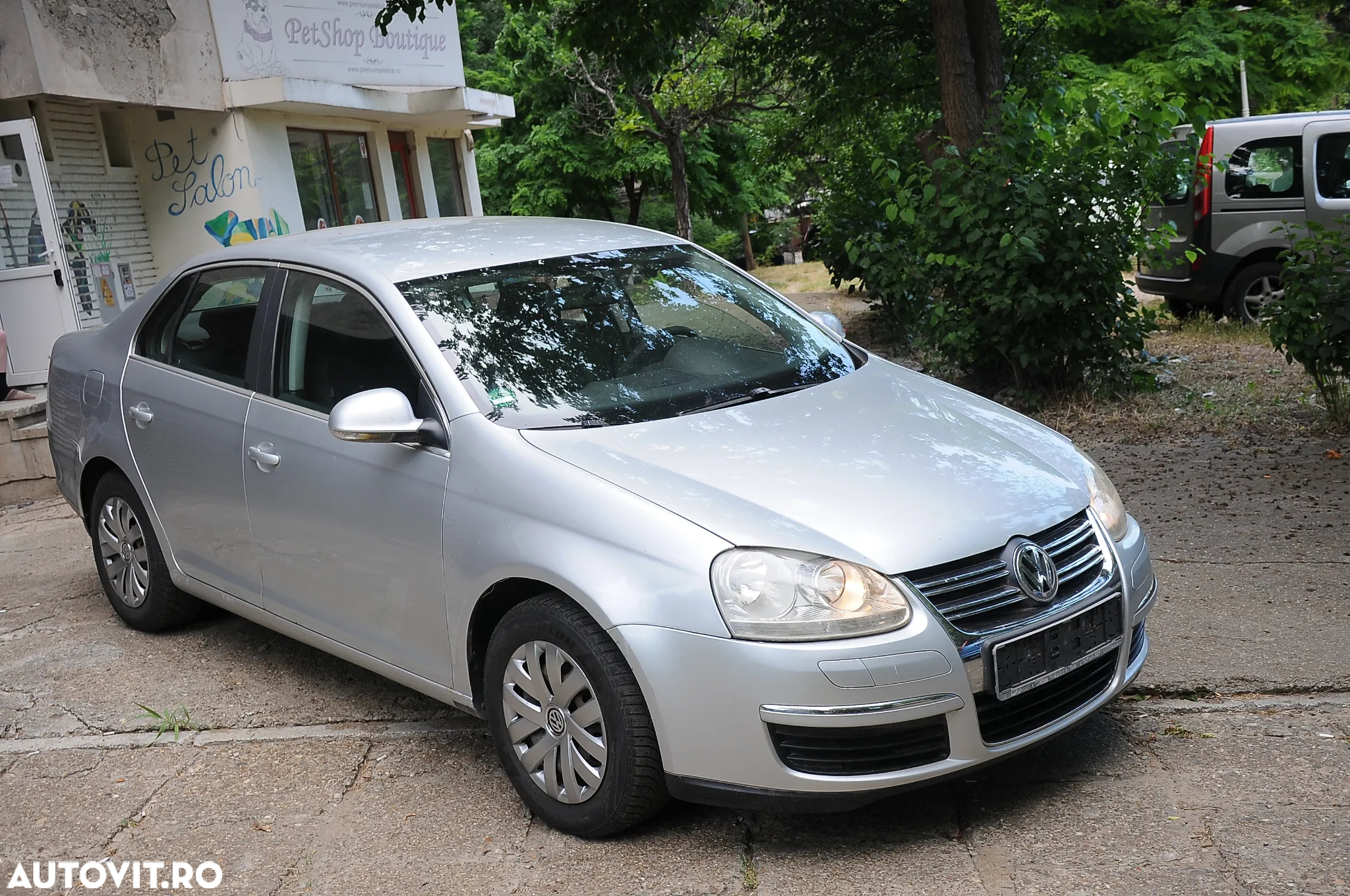Volkswagen Jetta 1.6 FSI Comfortline - 2