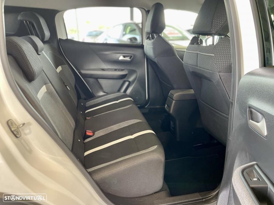 Opel Frontera 1.2 Hybrid GS eDCT - 24