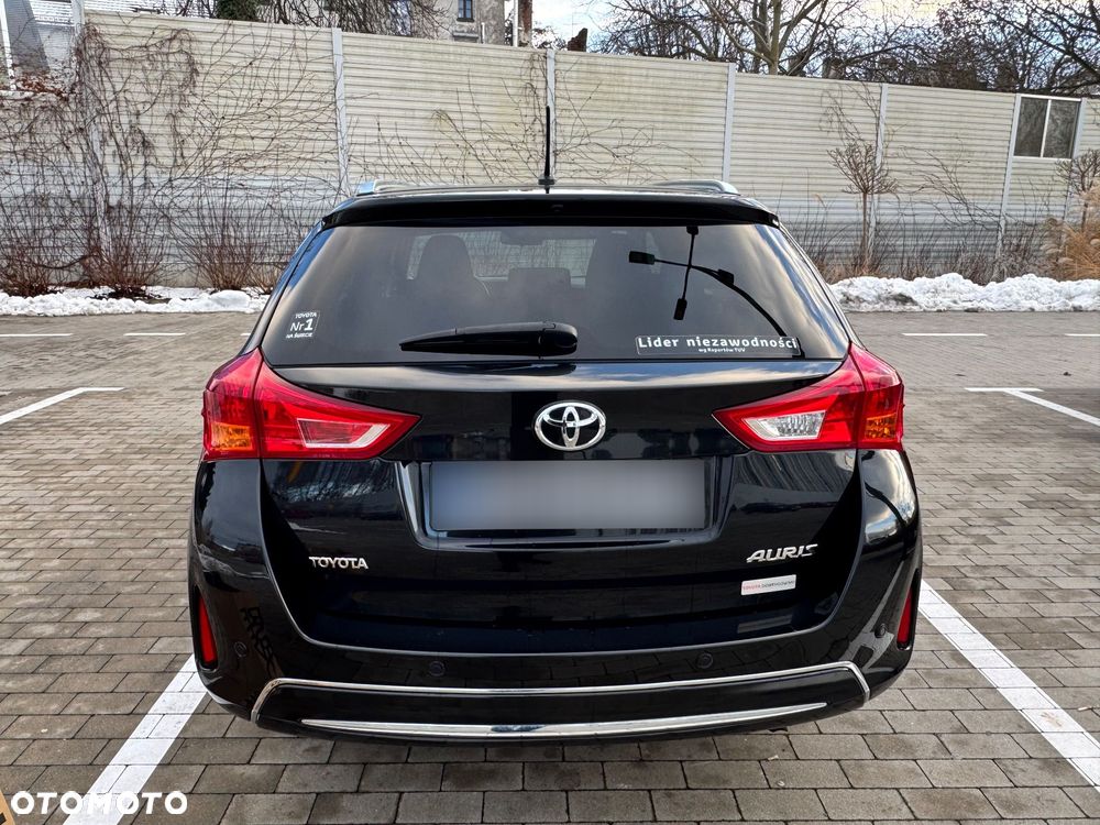 Toyota Auris 1.4 D-4D Premium EU5 - 7