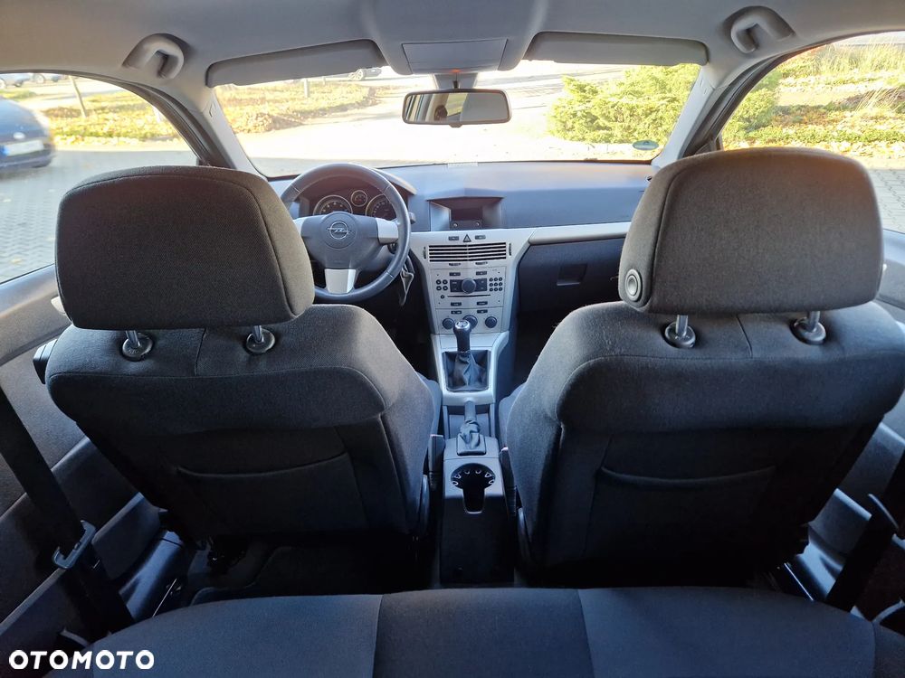 Opel Astra GTC 1.6 Catch me - 20