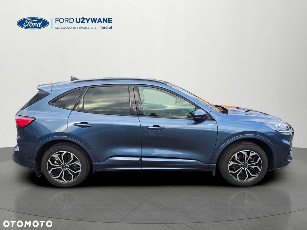 Ford Kuga - 2