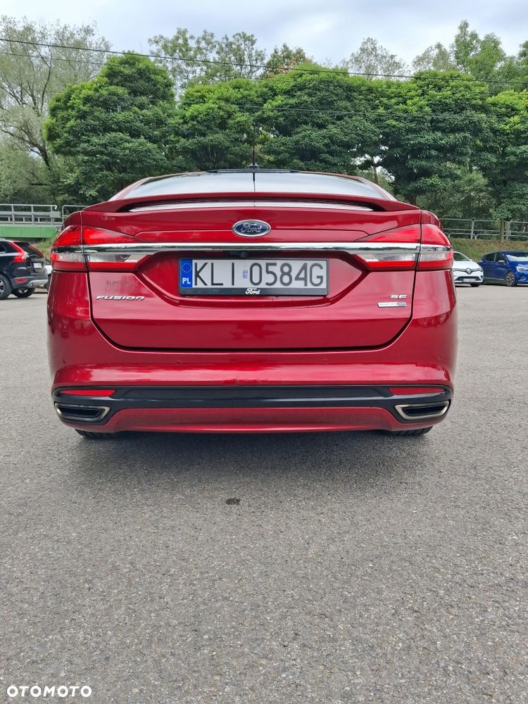 Ford Fusion - 7