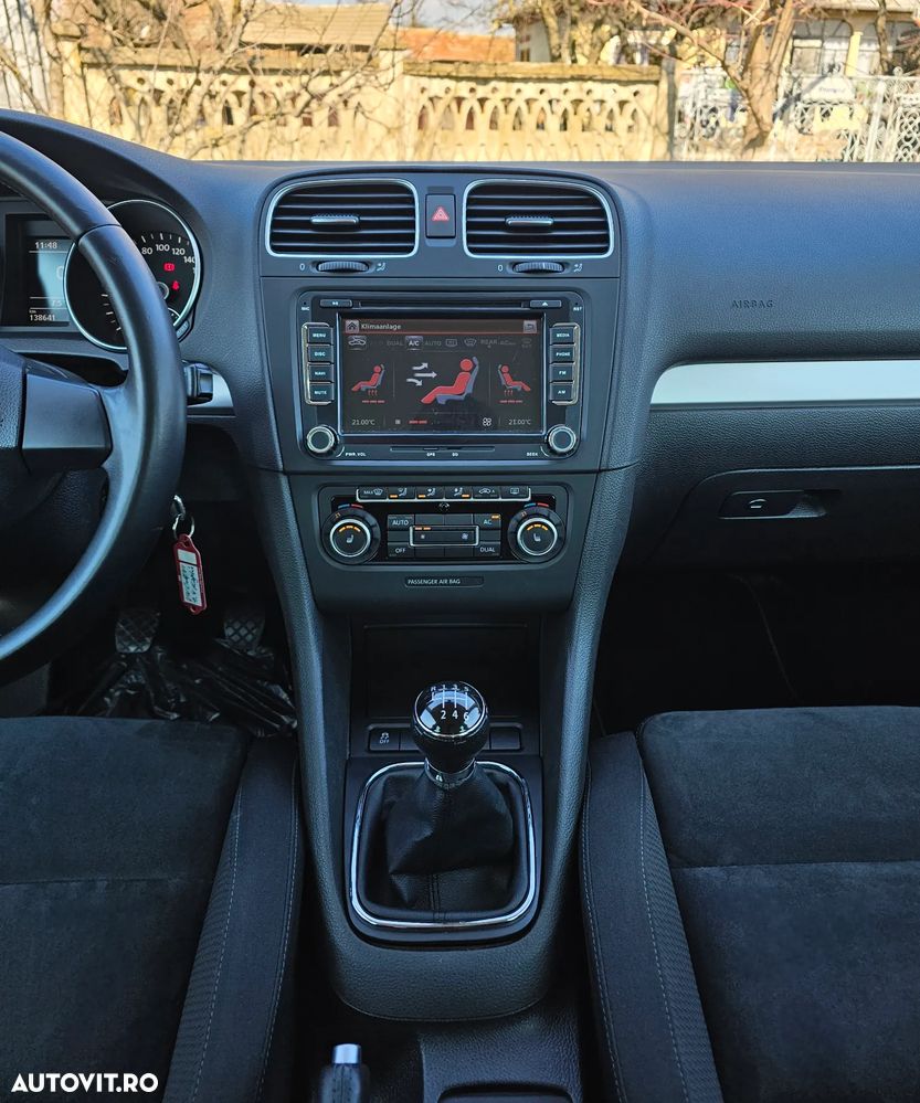 Volkswagen Golf 2.0 TDI Highline - 7