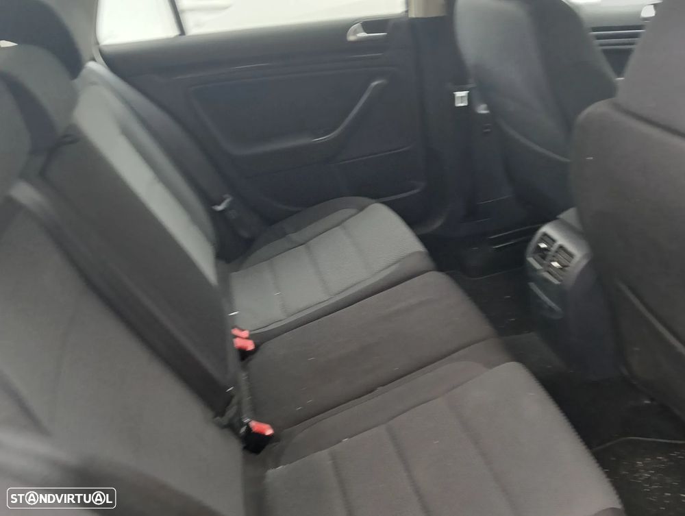 VW Golf Variant 1.6 TDi Style - 14