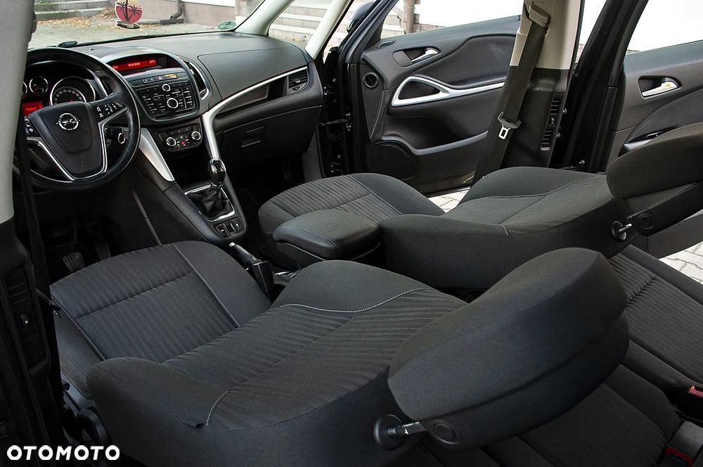 Opel Zafira Tourer 1.4 Turbo Edition - 25