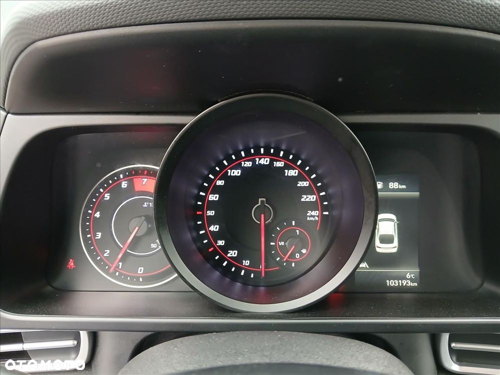 Hyundai Elantra 1.6 Smart - 7