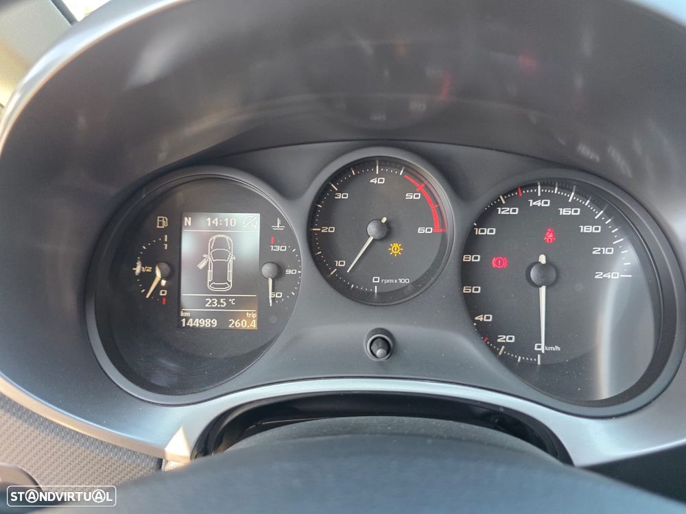 SEAT Leon 1.6 TDI Sport - 10