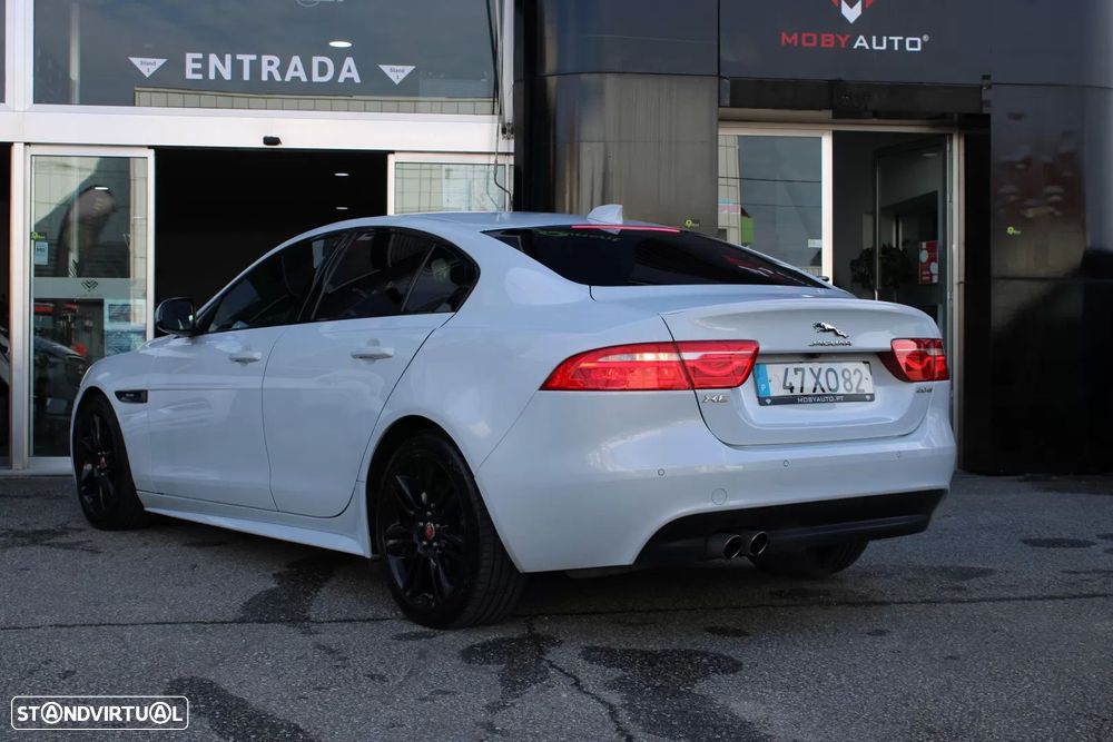 Jaguar XE 2.0 D R-Sport Aut. - 2