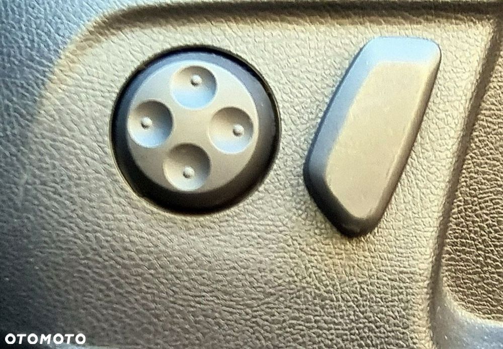Volkswagen Passat - 15
