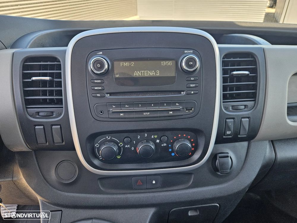 Renault Trafic 1.6 dCi - Caixa Isotérmica e Motor de Frio - 21