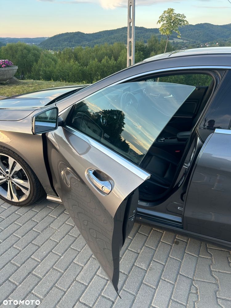 Mercedes-Benz CLA 250 4-Matic - 12