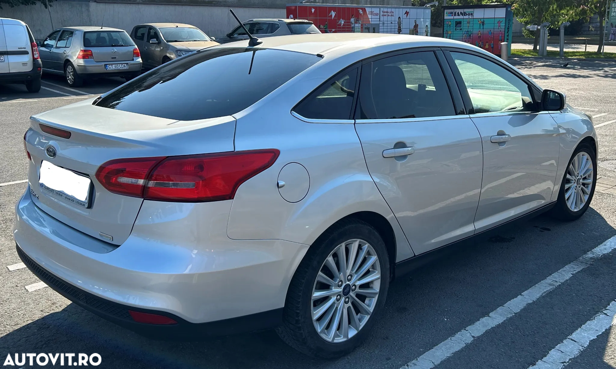 Ford Focus 1.0 EcoBoost Titanium - 6
