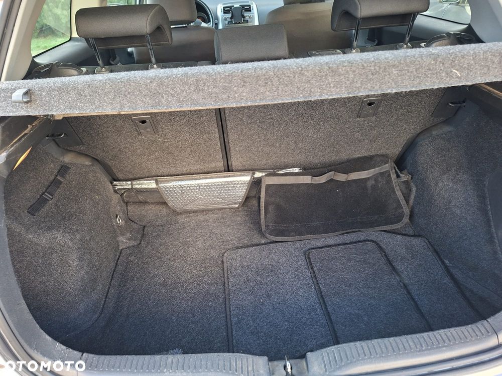 Toyota Auris - 15