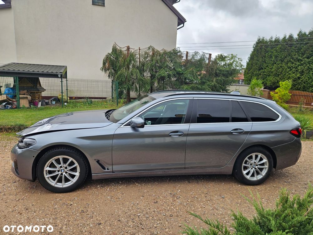 BMW Seria 5 520d xDrive Sport - 5