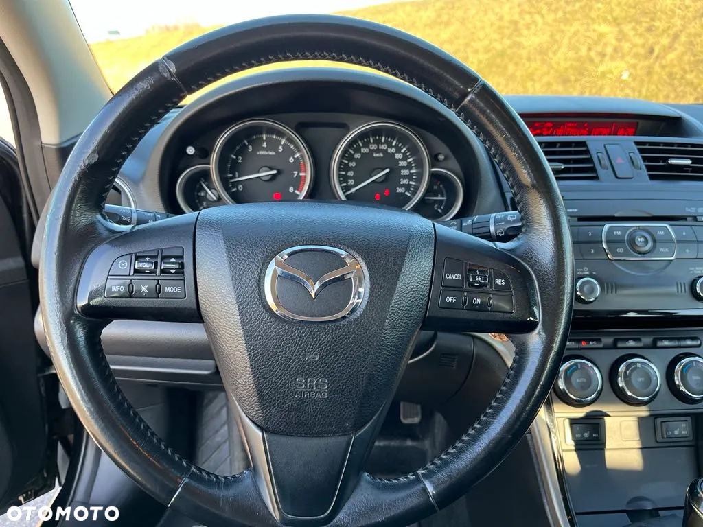 Mazda 6 2.0 Exclusive + - 11
