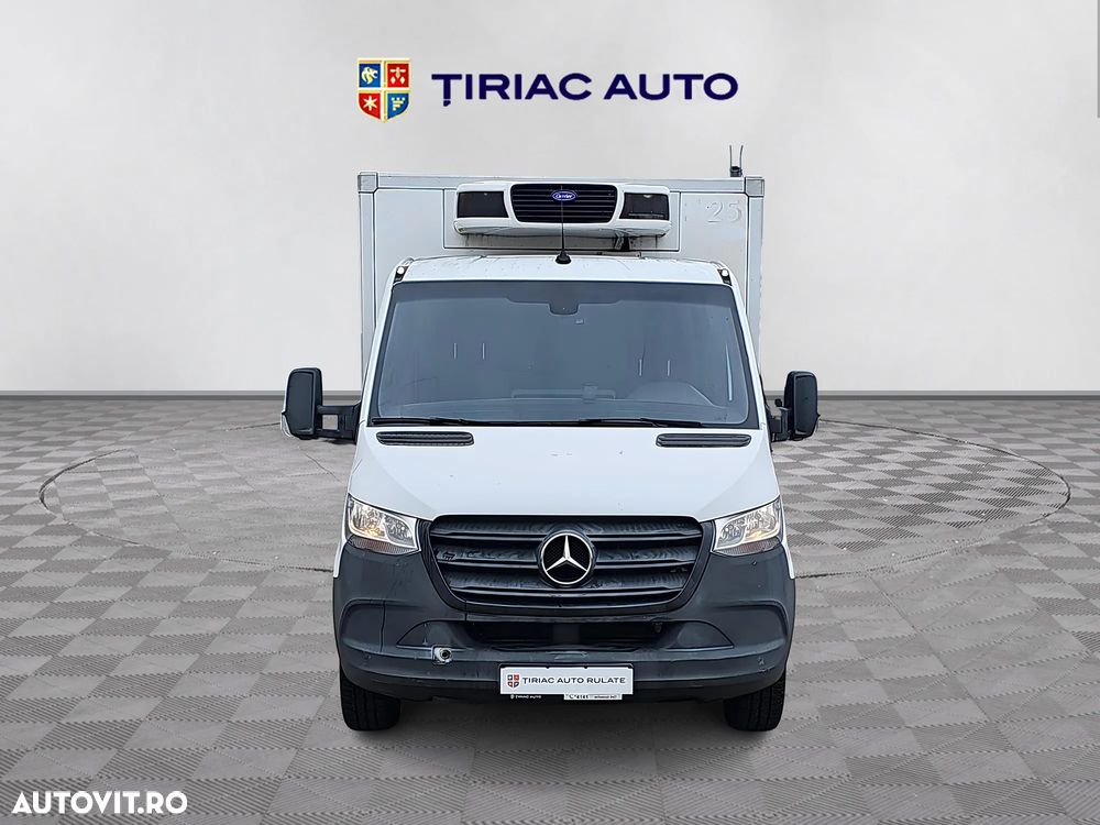 Mercedes-Benz Sprinter - 8