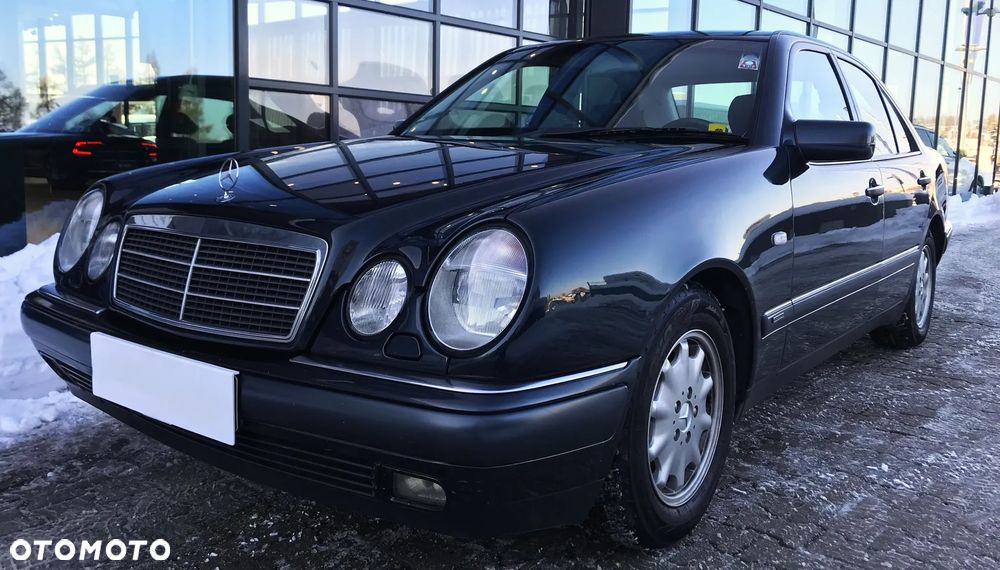 Mercedes-Benz Klasa E - 1