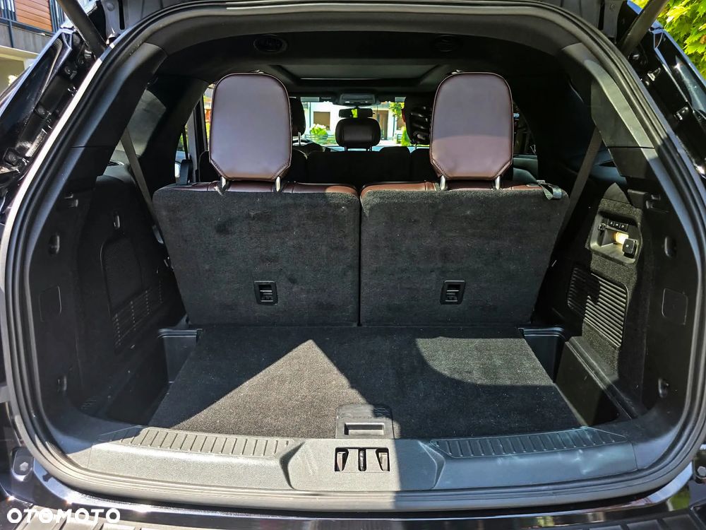 Ford Explorer - 17