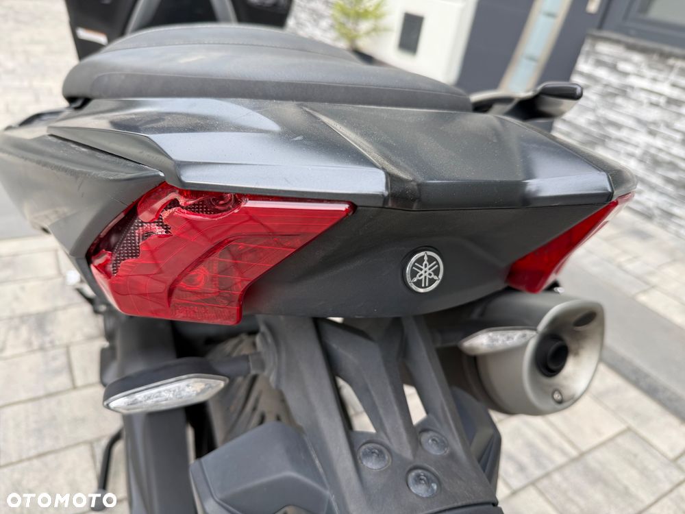 Yamaha Tmax - 14