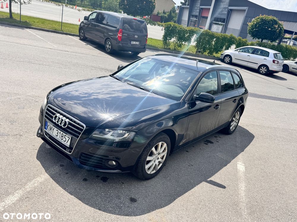 Audi A4 Avant - 1
