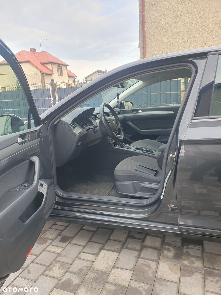 Volkswagen Passat 2.0 TDI BMT Comfortline DSG7 - 12